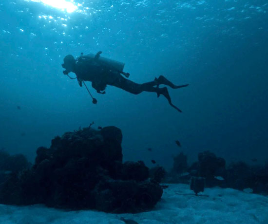 Underwater in Mogán with assisted breathing